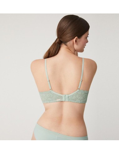 Sujetador con aros y relleno forrado...