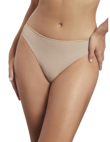 Tanga a conjunto con el sujetador...