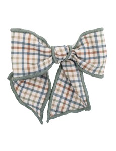 Lazo con pinza para el pelo...