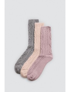 Calcetín de mujer con puño...