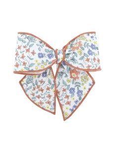 Lazo con pinza para el pelo...