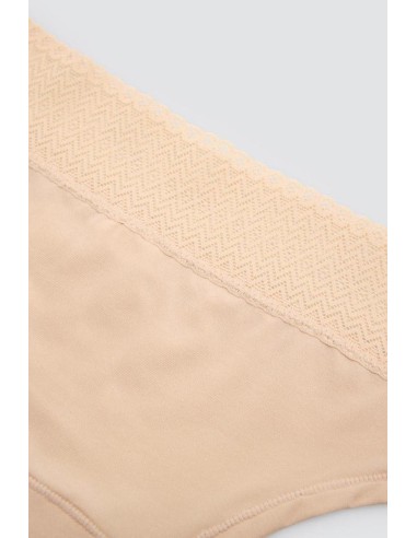 Tanga elástico adapt con acabados...