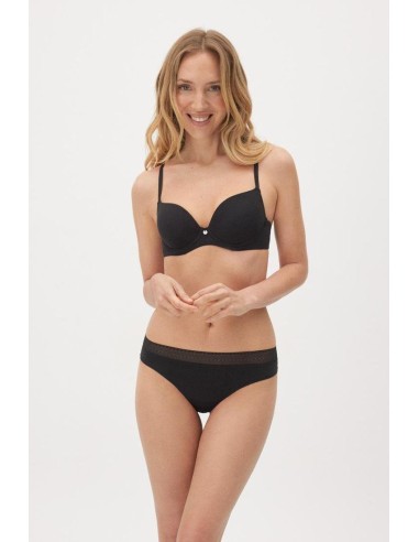 Tanga elástico adapt con acabados...