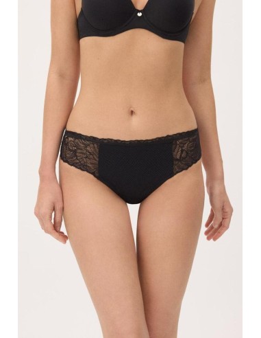 Braga midi con encaje trasero marca...