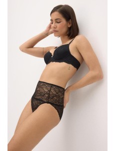 Braga alta de encaje...