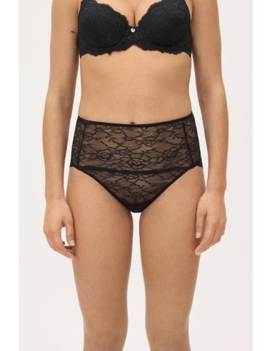 Braga alta de encaje semitransparente...