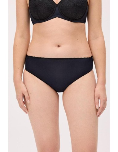 Braga midi con encaje trasero marca...