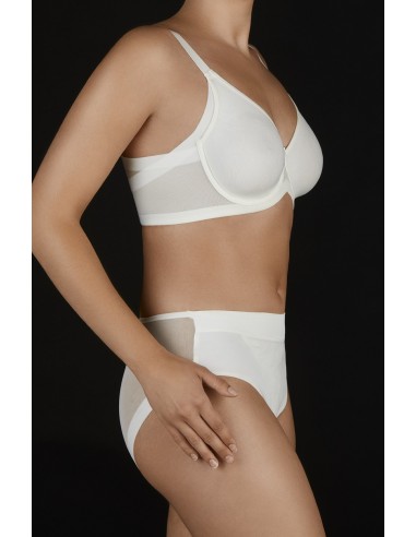 Sujetador con aros y sin relleno...